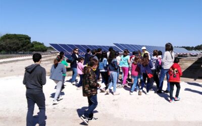 Los niños de la Escuela Básica Dr. Armando Lizardo visitan nuestra planta de Coruche
