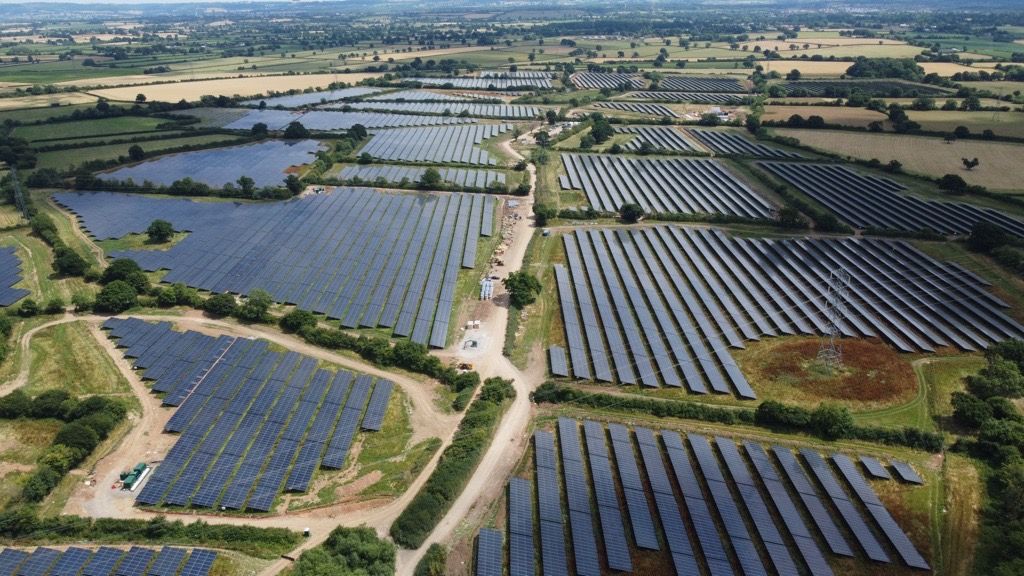 GRS energizes Larks Green Solar Farm, its first PV project in the UK